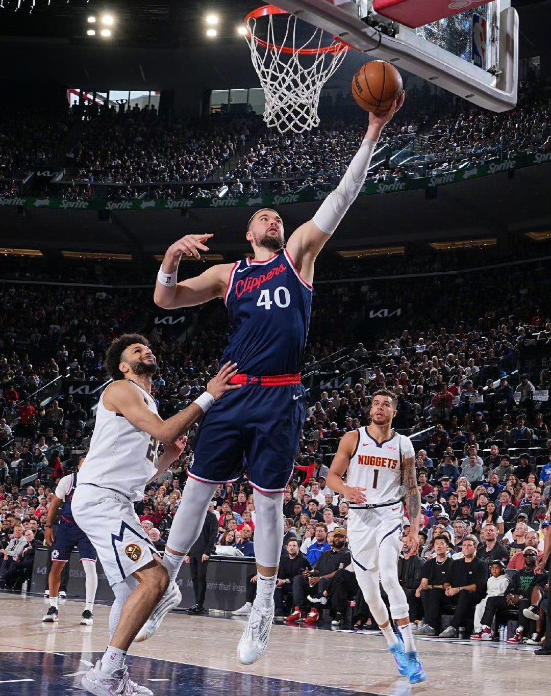 Yabo-快船关键时刻失误不断，球队憾负对手，基本电子地址专业女人学校.-Yabo