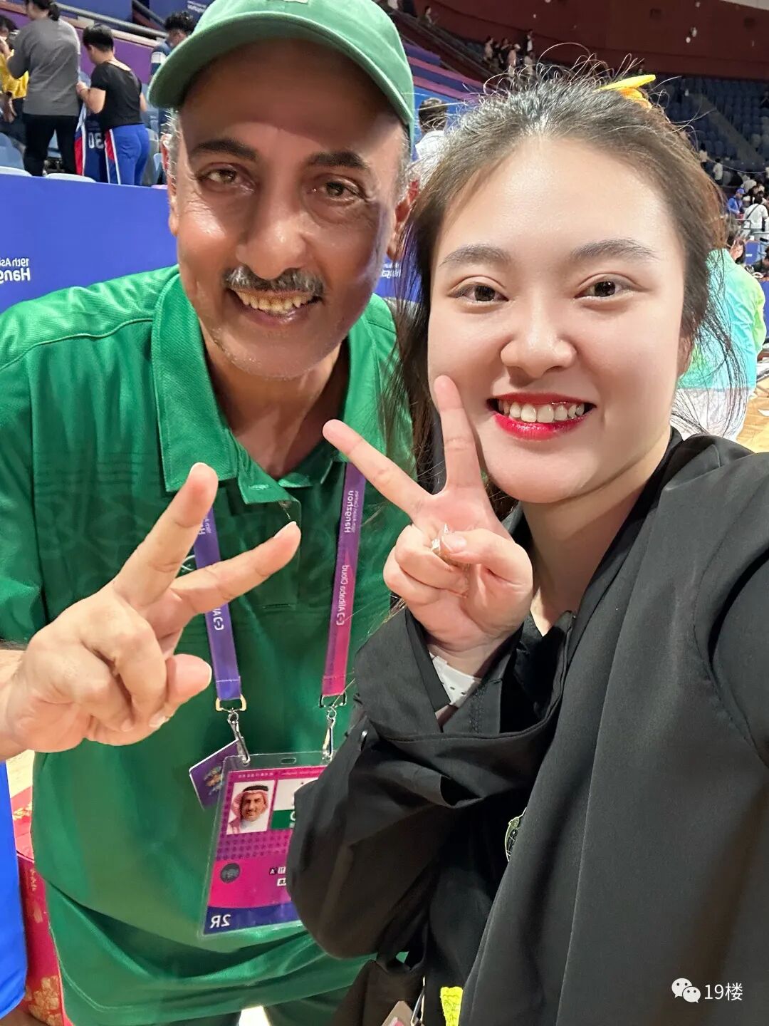 阿扎伦卡官方宣布锐不可当新规，阿森纳引发争议！赛场气氛高涨